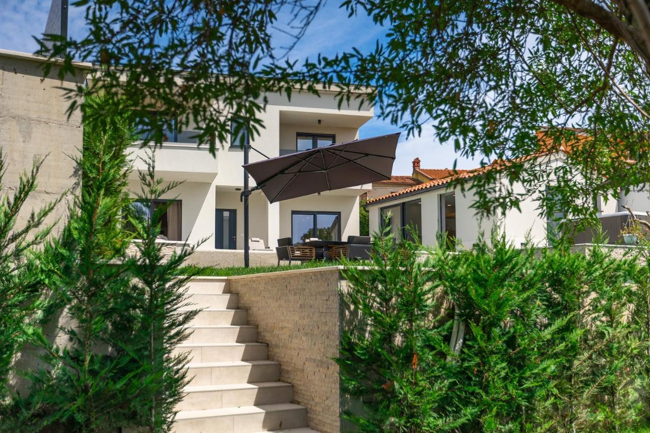 Villa Cascada Muntić Extérieur photo