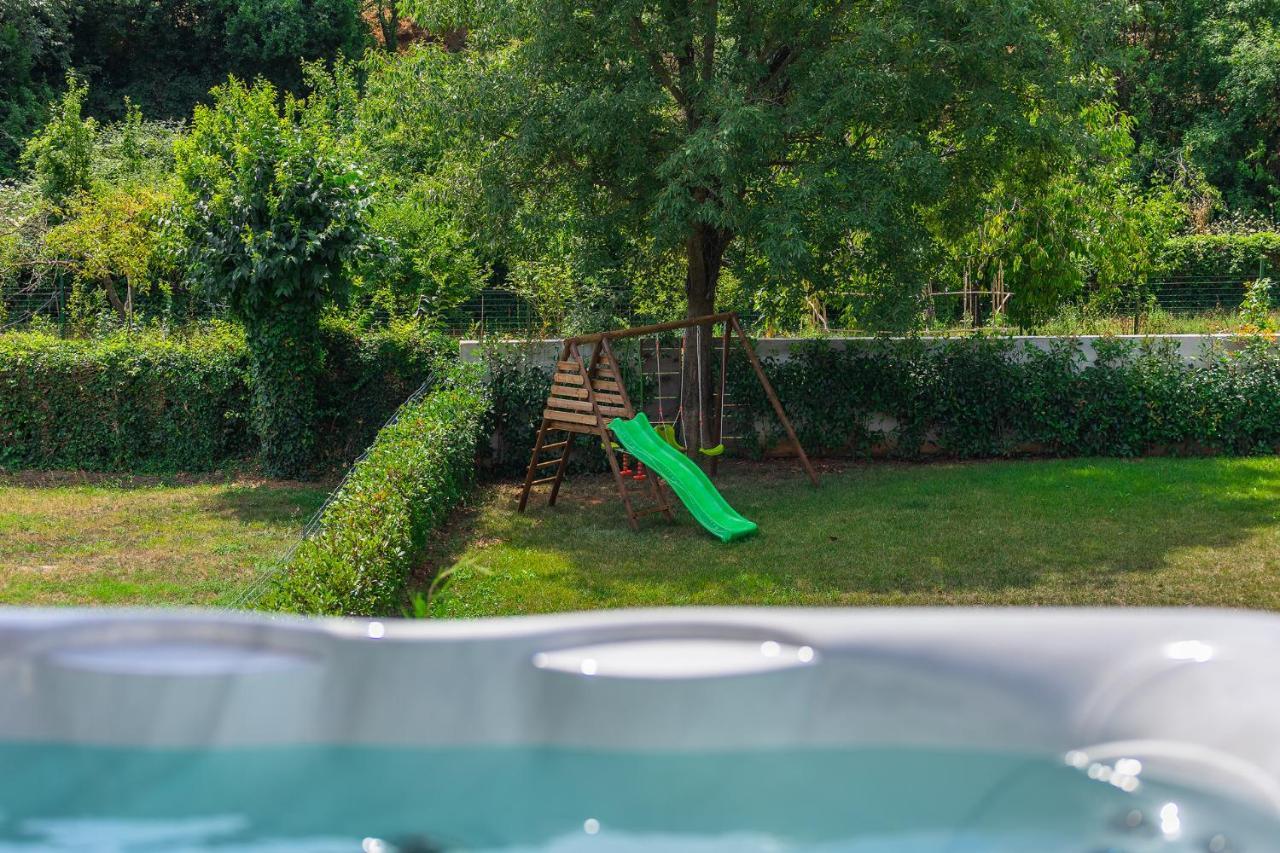 Villa Cascada Muntić Extérieur photo